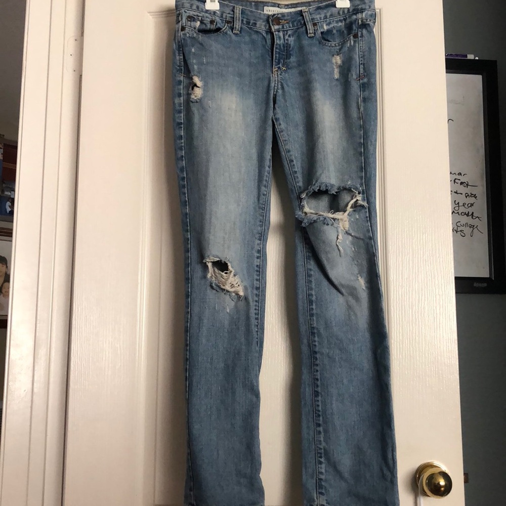 Distressed ripped jeans